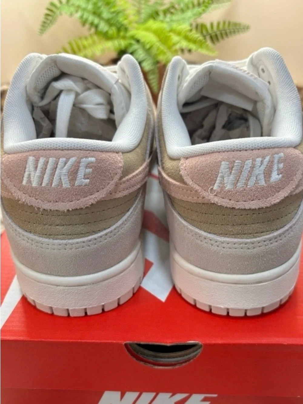 Nike WMNS Dunk Low NEW in Box